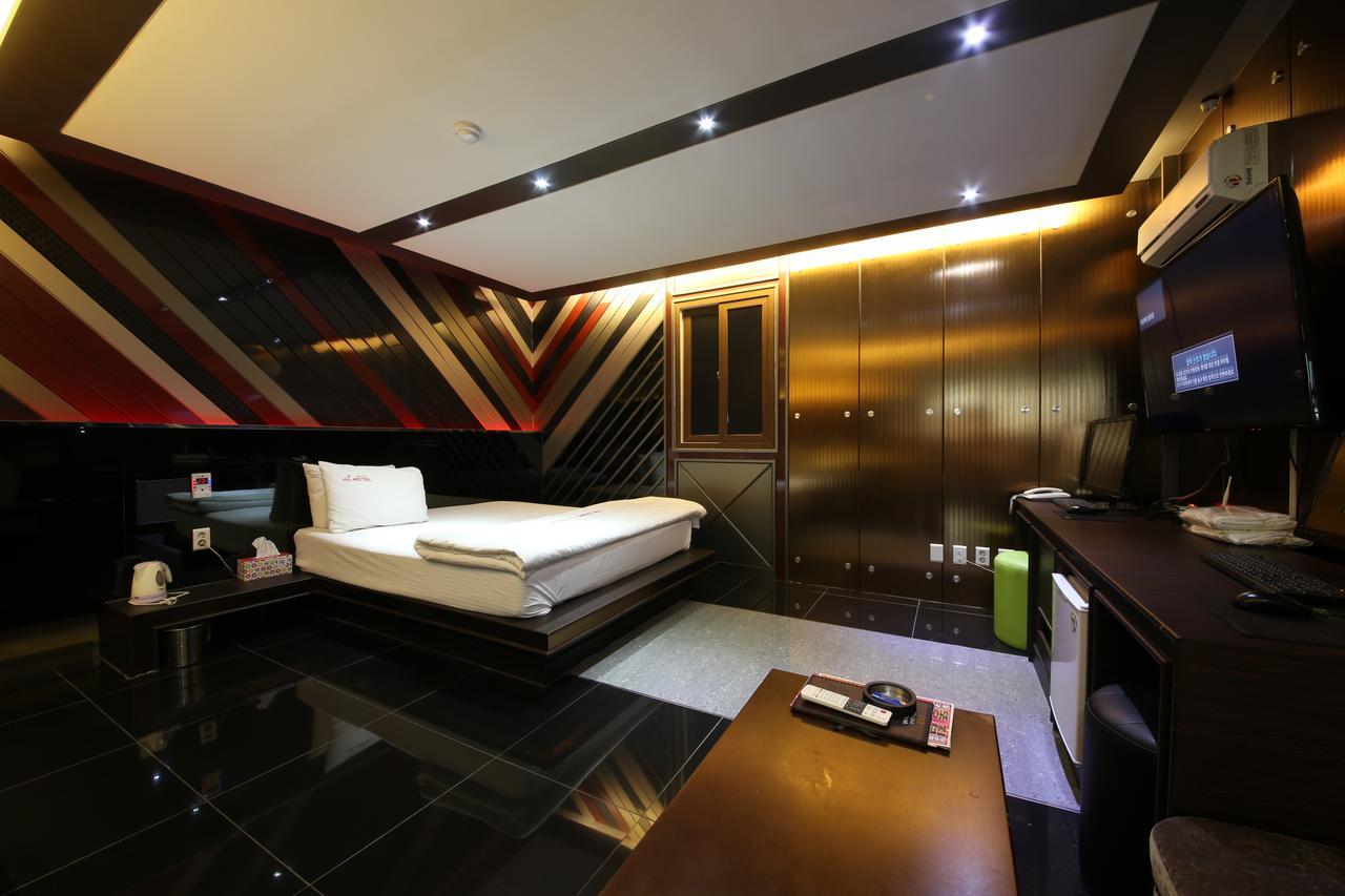 Daegu Piano Motel Exterior foto